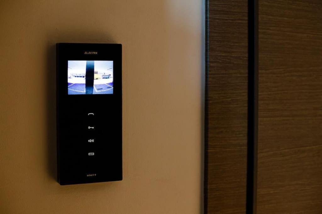 Luxury Apt. Near River & Parking Timisoara Exterior photo